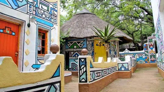 lesedi-lodge-cultural-village-afrique-du-sud-decouverte