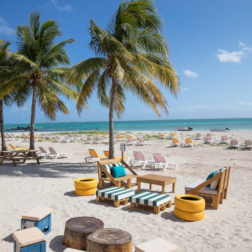 C Rodrigues Mourouk-beach