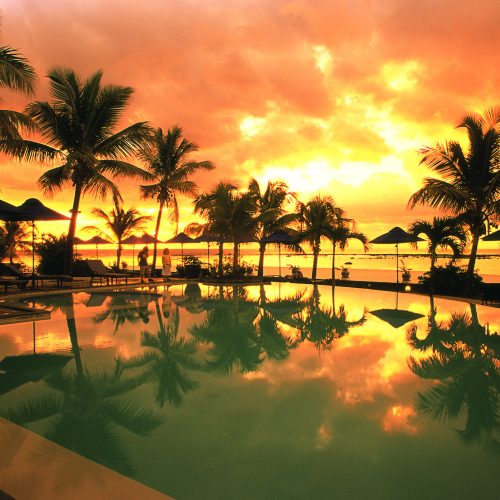 Villas Caroline-pool sunset
