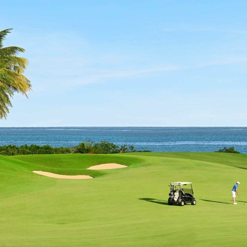 Anahita-Golf Course