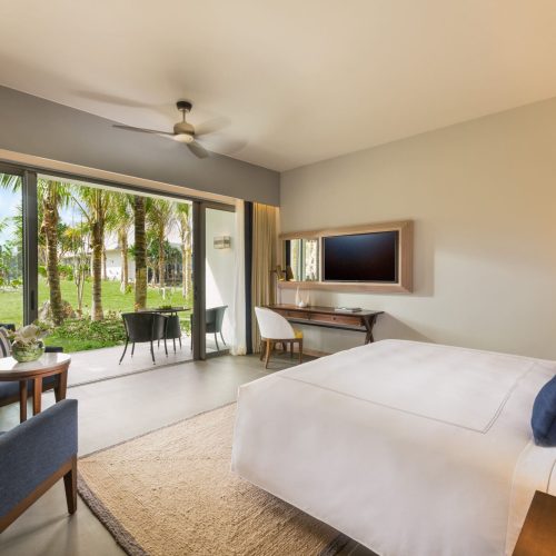 Anantara_Iko_Mauritius_Resort_&_Villas_Guest_Room_Deluxe_Garden View_Room_Bedroom_View