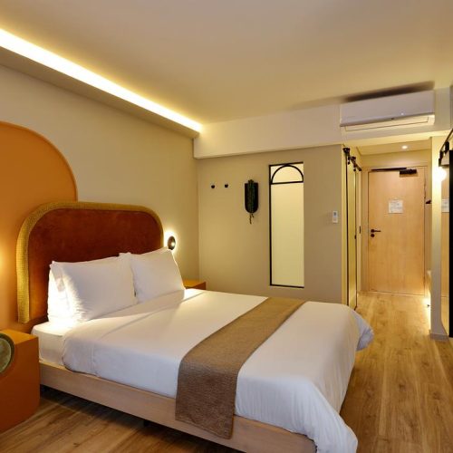 City-Lodge-Hotel-Waterfront-Accommodation-Cost-Effective-Hotel-Room-Bedroom-Doublebed(4)