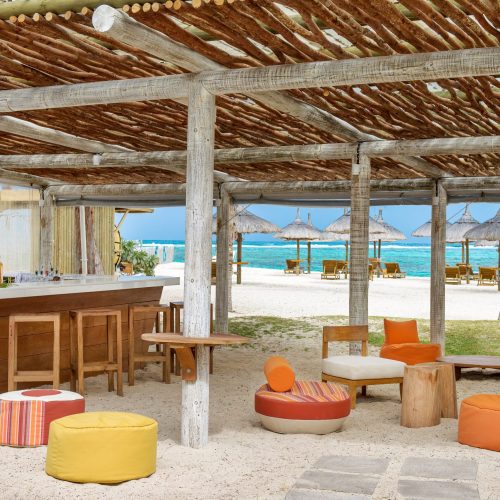 Friday Attitude-WE beach bar 1