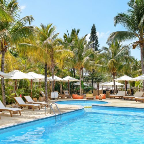 Friday Attitude-piscine 2