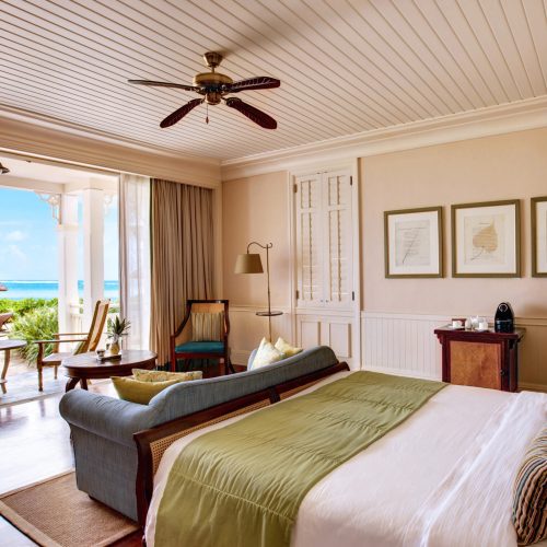 HLT_Deluxe-Room-2