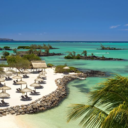 Lagoon Attitude-Beach