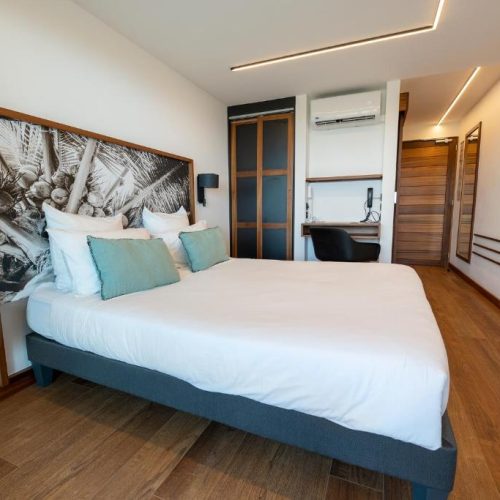 Latitude21-room