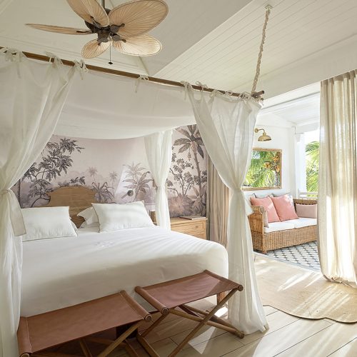 Paradise Cove-Deluxe Premium 01