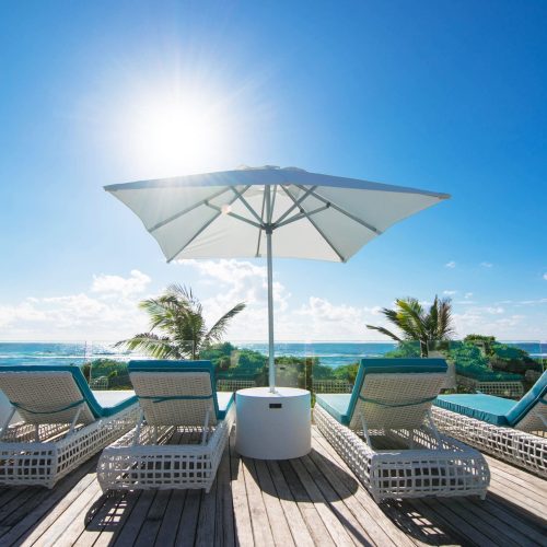 Radisson Blu Poste Lafayette_PoolDeck02