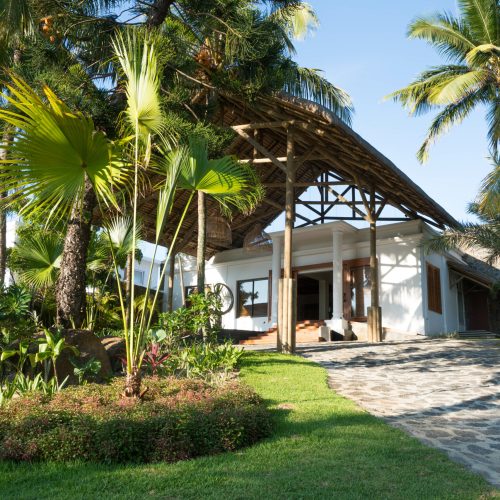 Seasense Entrance