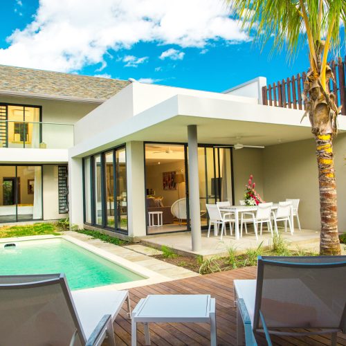 MARGUERY Superior facade et piscine