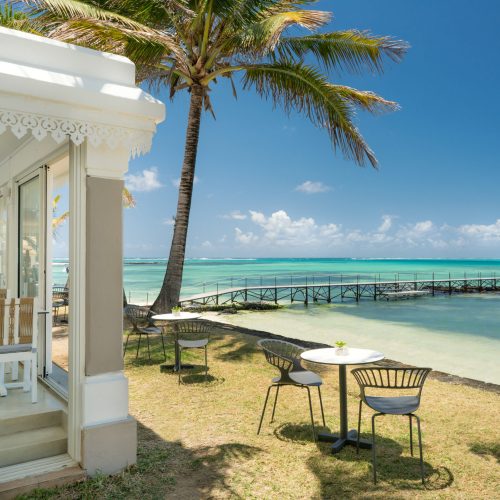 Tropical Attitude-RESTAURANT