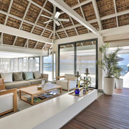 Anahita-Vu Bar & Jetty
