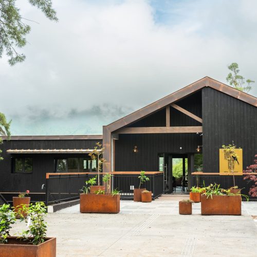 Hotel Tuit Tuit, groupe Dina Morgabine à La Plaine des Palmistes, La Réunion